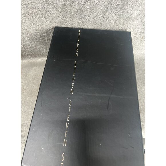 Steven Steve Madden Women’s 7 Box Gold Leather Thong Strappy Slingback Sandals - Picture 5 of 7